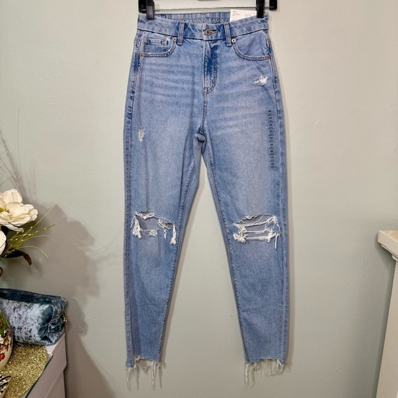 American Eagle Strigid Curvy Ripped Mom Jeans Super High Rise Size 00 or 24 NWT - Picture 4 of 10